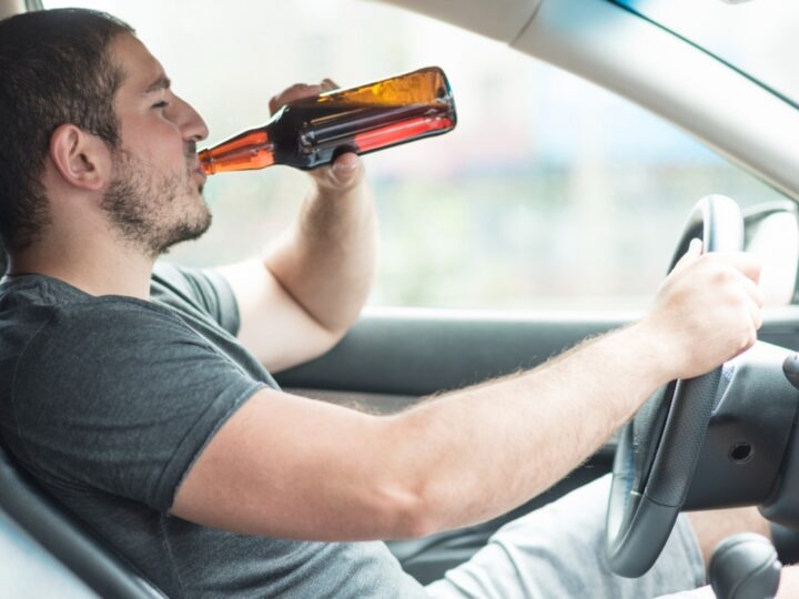 Trzy osoby zatrzymane za kierowanie pojazdem w stanie nietrzeźwości, jeden z nich miał aż 2,7 promila alkoholu