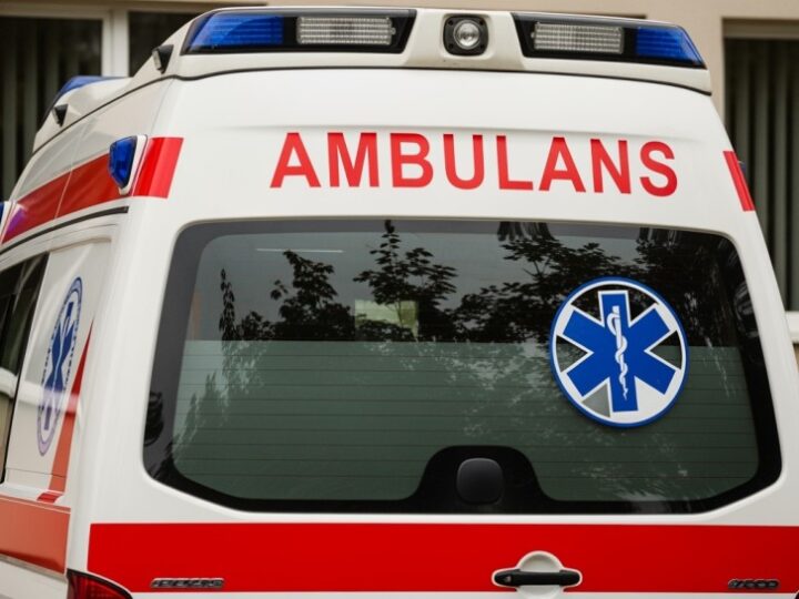 Śnieg zniszczył dachy w Nidzicy: Apel o odśnieżanie budynków